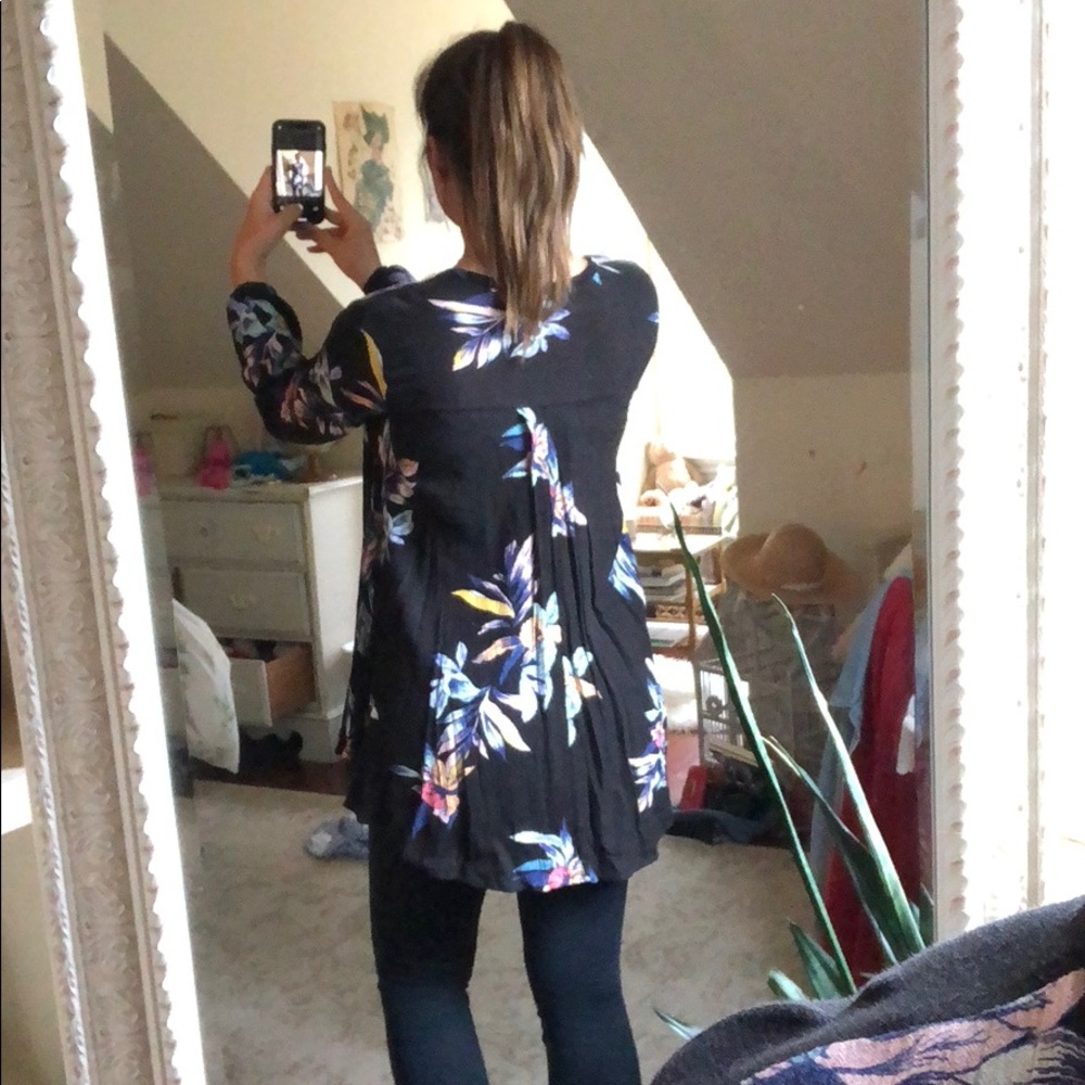 Free people black printed tunic top
